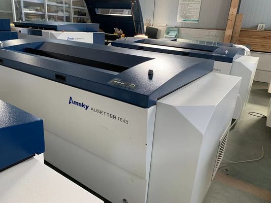 400 * 350 Máquina de CTP térmica de salida mínima 1130 * 930 Producción máxima 1000KG Peso del anfitrión para una impresión precisa