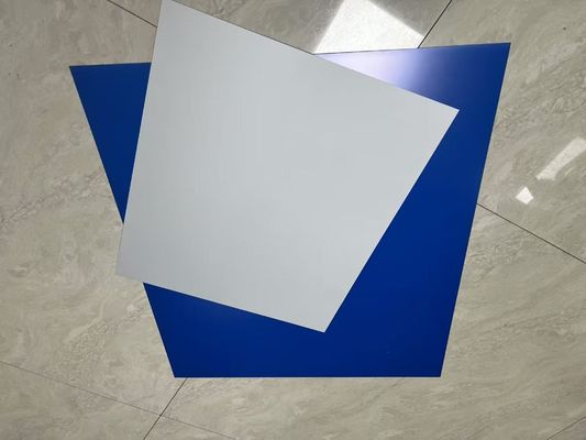 Placa CTP sin procesamiento CD-RM con 18 meses de validez y 1350 mm de ancho máximo de bobina para impresión comercial