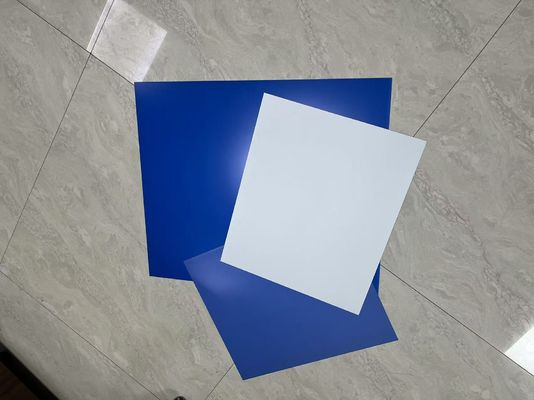 Placa CTP sin proceso para impresión en termocomponedora con período de validez de 18 meses en espesores de 0,15 mm/0,30 mm
