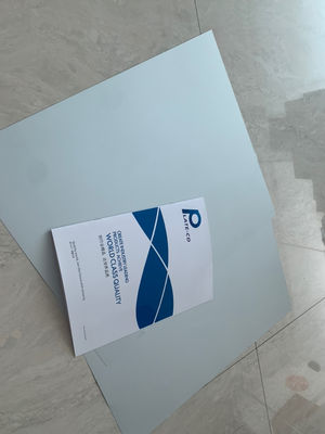 Placa CTP sin procesamiento con 0,15 mm/0,30 mm de espesor para 100 000-200 000 impresiones y un tiempo de producción de 22 a 25 s