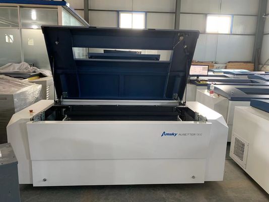 Máquina térmica de computadora a placa para almacenamiento interno estable a temperatura constante de 20 C