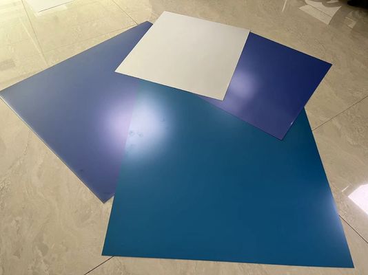 Placa de impresión CTCP de aluminio para máquina offset con grosor de 0,15-0,30 mm y energía láser de 100-140 Mj/cm2