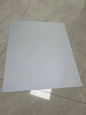 Excelencia en la impresión con placas de impresión CTP blancas sin proceso