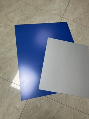 Solución de placas DOP sin proceso para impresión comercial en materiales blancos