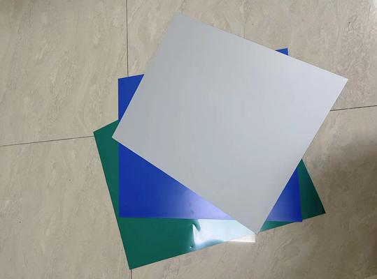 0Placas de impresión sin procesamiento de.30 mm con 18 meses de validez y 100,000-200,000 impresiones de duración