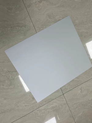 Amistad con el medio ambiente Alta calidad con placa de CTP de 0,30 mm blanca sin procesamiento