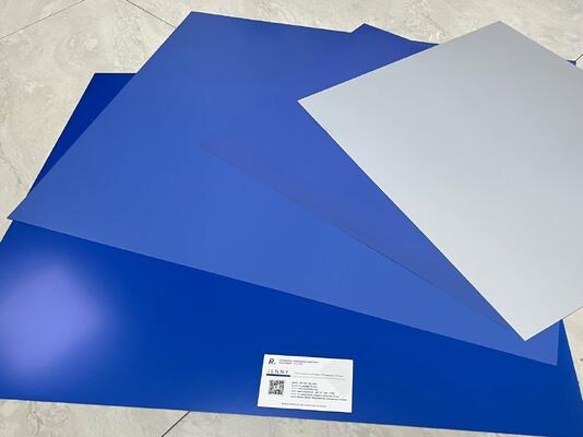 Placa de impresión CTP térmica de alta sensibilidad de 830nm con sustrato de aluminio de 0,30 mm para más de 200,000 impresiones